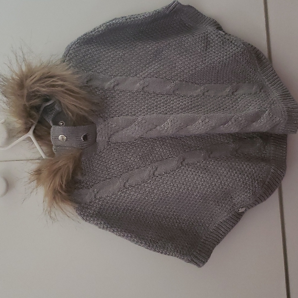Poncho style sweater (2t)